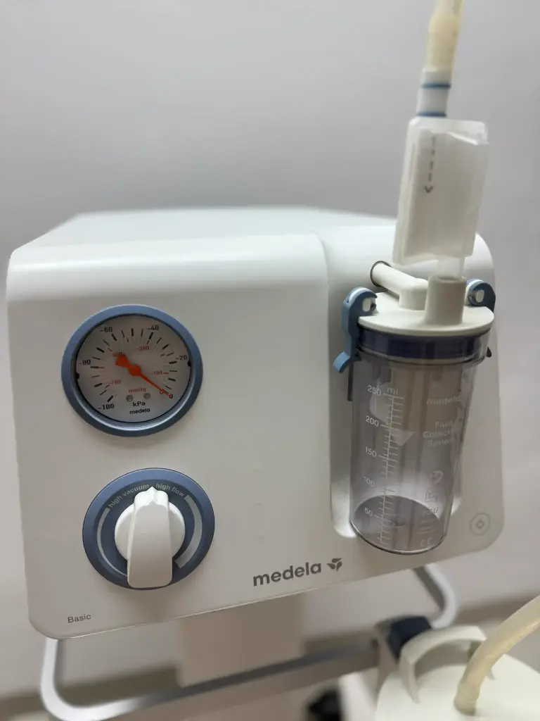 ASPIRADOR DE SECRECIONES GASTRICO BASIC MEDELA (BOMBA PARA SUCCIÓN) ASPIRADOR QUIRÚRGICO